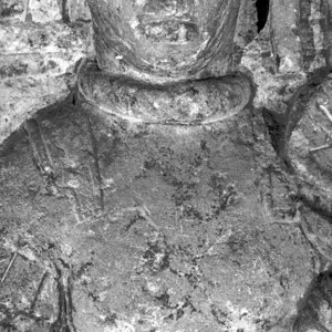 Funerary monument of the auxiliary standard-bearer Tiberius Iulius Pancuius, with a neck scarf. Lusitanian cohort; Neuss-Grimlinghausen. Inv. R 5017; first–second century CE.