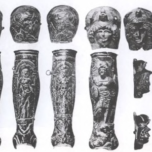 Поножи из Штраумбинга (Sorviodudum). Бронза. Музей Гаубодена. Германия. Первая половина 3-го века.