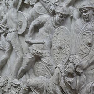 Hamat auxilarium without shoulder straps. Trajan's column. Early 2nd century AD