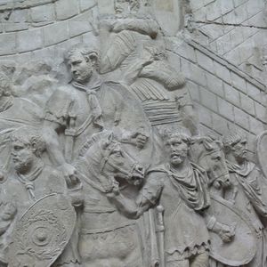 Cavalryman in hamata without shoulder straps. Trajan's column. Early 2nd century AD