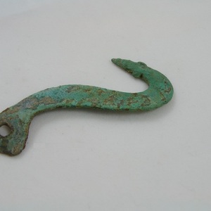 Hook from hamata. Bronze. 5.5 *1.0 cm. 1st century AD (presumably 75 AD)