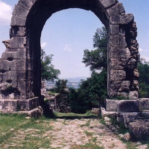 Фламиниева дорога (соединяющая Рим и Ариминум). Современный вид.