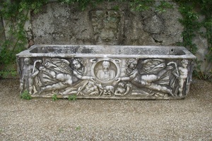 Sarcophagus with relief imago clipeata. III century AD Villa La Pietro,Florence