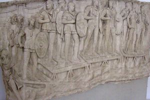 Auxiliaries cross the river. II century AD Trajan's Column
