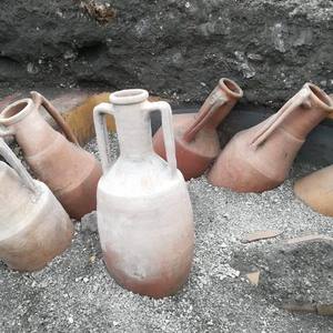 Clearing out props in the thermopoly. Pompeii. 1st century AD