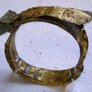 Браслет из Виндониссы. Cortesia Vindonissa Museum - Brugg-CH. 1-2 век н.э.