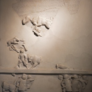 Барельеф с гладиаторским боем из Варны. Varna Archeology Museum. Начало 3-го века н.э.