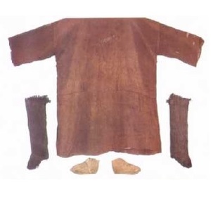 Gallo-Roman tunic from Les Martres-de-Veyre, France, Roman Imperial period; Musée Bargoin collection, Clermont-Ferrand.