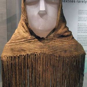 Wool Orkney Hood, late antiquity–early Middle Ages; National Museums Scotland. Not evidence for the dress of Caesar’s Gauls.