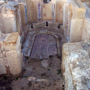 Латрина в Утине (римская Африка)