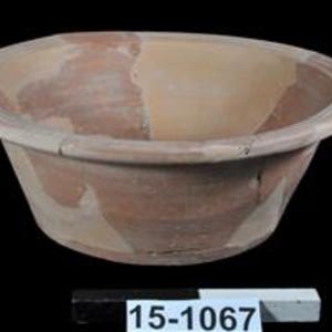 Керамическая глубокая тарелка. 1-2 век н.э.