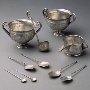 Silver tableware. Set in the MMOA. Mid-1st century BC