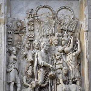 Marcus Aurelius, II century CE, detail from the Arch of Constantine