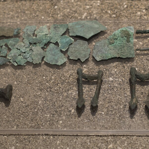 Finds from Sarno tomb No. 1801. Museo Archeologico della Valle del Sarno, Sarno, Campania, Italy. 4th century BC