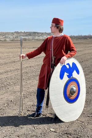 Dominate-era lancearius with two lanceas