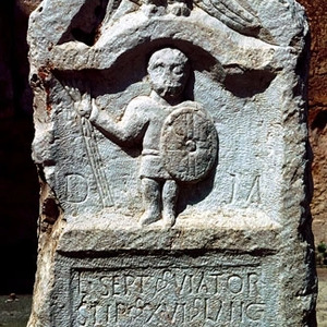 Надгробие легионера Луция Септимия Виатора из II Parthica, 218 г.н.э.
