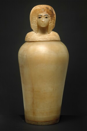 Канопа с крышкой в виде царицы. Амарнский период, ок. 1349-1330 годов до н. э.; Metropolitan Museum of Art.