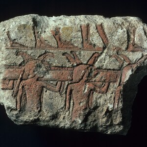 Амарнский рельеф с чужеземными солдатами, XVIII династия. Metropolitan Museum of Art.
