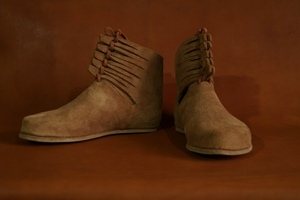 Finished pair of calcei reconstructed from a Mainz model.