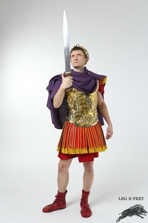Imperial kit with a leather subarmalis under the lorica musculata.