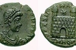 Аквилея: As Flavius Victor- aquileia RIC 055b1; визуальный источник по памятнику, римский период, археологическая зона или музейный контекст.