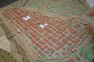Августа Эмерита / Мерида: Maqueta Emerita-Augusta; визуальный источник по памятнику, римский период, археологическая зона или музейный контекст.