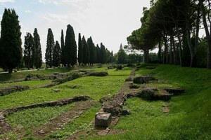 Аквилея: Binnenhafen von Aquileia; визуальный источник по памятнику, римский период, археологическая зона или музейный контекст.