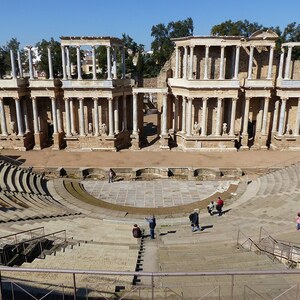Augusta Emerita / Merida: Teatro de Mérida, España, 2017 18; visual evidence for the site, Roman period, archaeological site or museum context.