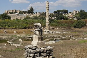 Эфес: Templo-Artemisa-Efeso-2017; визуальный источник по памятнику, римский период, археологическая зона или музейный контекст.