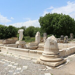 Aphrodisias: Aphrodisias - Baths of Hadrian 01; visual evidence for the site, Roman period, archaeological site or museum context.