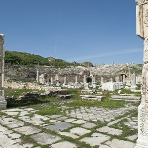 Aphrodisias: Aphrodisias Tetrastoon Theatre fringe 4430; visual evidence for the site, Roman period, archaeological site or museum context.