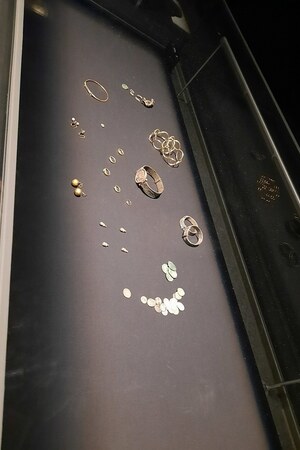 Camulodunum / Colchester: Fenwick Treasure 03; archaeological view, find or museum context connected with the site, Roman period or local archaeological context.