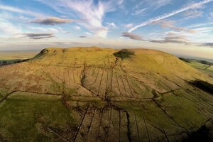 Projectiles,Ballistae,and Burnswark: Burnswark Hill; archaeological view, find or museum context connected with the site, Roman period or local archaeological context.