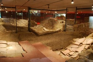 Виндонисса: Roman-Kitchen-Vindonissa; археологический вид, находка или музейный контекст, связанный с памятником, римский период или локальный археологический контекст.