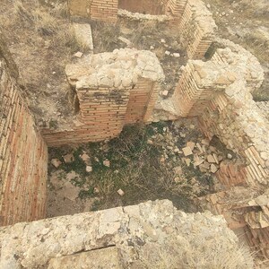 Тимгад / Thamugadi: Timgad- A Roman Colonial City and UNESCO World Heritage Site in the Aurès Mountains 219; археологический вид, находка или музейный контекст, связанный с памятником, римский период или локальный археологический контекст.