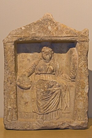 Thessaloniki Archaeological Museum Granite miniature temple with a relief depicting the Mother of the Gods. Экспонат из собрания: Археологический музей Салоник.