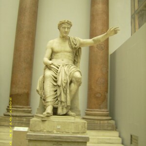 Pergamonmuseum - Antikensammlung - Statue 58. Object from the collection: Pergamonmuseum and Antikensammlung Berlin.