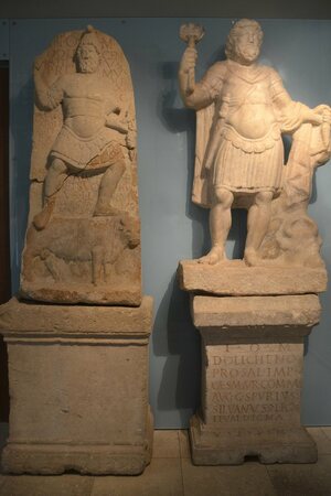 Limestone relief (left) and marble statue (right) of Jupiter Dolichenus, Antonine-Severan period, Carnuntum Archaeological Museum, Austria. Экспонат из собрания: Карнунт и Museum Carnuntinum.