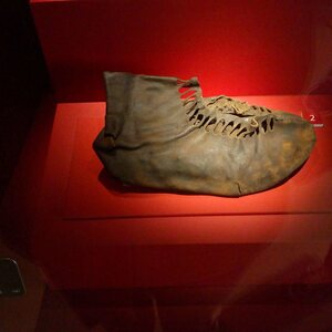 Vindolanda Roman shoe in the museum. Экспонат из собрания: Музей Виндоланды.