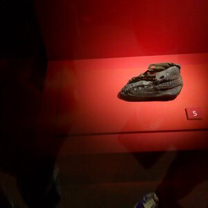 Vindolanda Roman shoe in the museum 2. Экспонат из собрания: Музей Виндоланды.