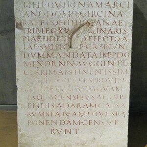 Inscription honoring Tib. Antistius Marcianus (Lyon, Mus Gall-Rom AD23). Экспонат из собрания: Лугдунум: музей и римские театры.