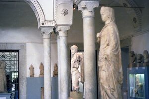 Bardo National Museum: 01996 01463 Carthage Hall (Bardo National Museum).