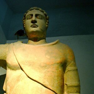 Statue terre cuite Bardo National Museum. Object from the collection: Bardo National Museum.