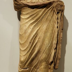 Statue femminili offerte in dono al santuario di portonaccio, 400-380 ac ca. 02. Экспонат из собрания: Национальный этрусский музей виллы Джулия.