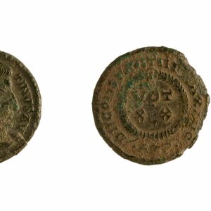 Roman Coin: Bronze nummus of the Emperor Constantine Mint: Aquileia, (341-346). Экспонат из собрания: Национальный археологический музей Аквилеи.