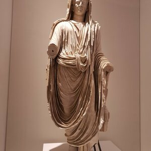 Statue of Augustus 02 (49346453641). Экспонат из собрания: Национальный археологический музей Аквилеи.