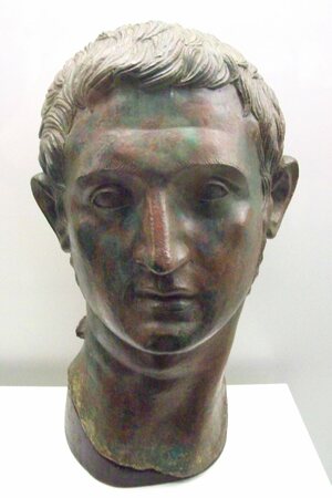 Cabeza masculina romana de Azaila (M.A.N. 32644) 02. Object from the collection: National Archaeological Museum, Madrid.