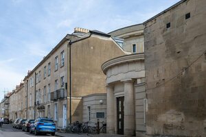 Ashmolean Museum: Antiquities: 1047111 I THE ASHMOLEAN MUSEUM AND THE TAYLOR INSTITUTE, side entrance St John Street Oxford 20250617 0001.
