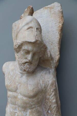 Relief of a hoplite (Ny Carlsberg Glyptotek IN 1508) detail. Экспонат из собрания: Новая глиптотека Карлсберга и античность.