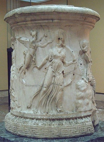 Statue of Victoria and Minerva. 1st century AD Possibly a copy of a Greek work from the 4th century BC. Museo Arqueológico Nacional